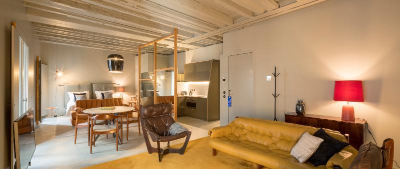 Raw Culture Art & Lofts Bairro Alto 5* Lissabon