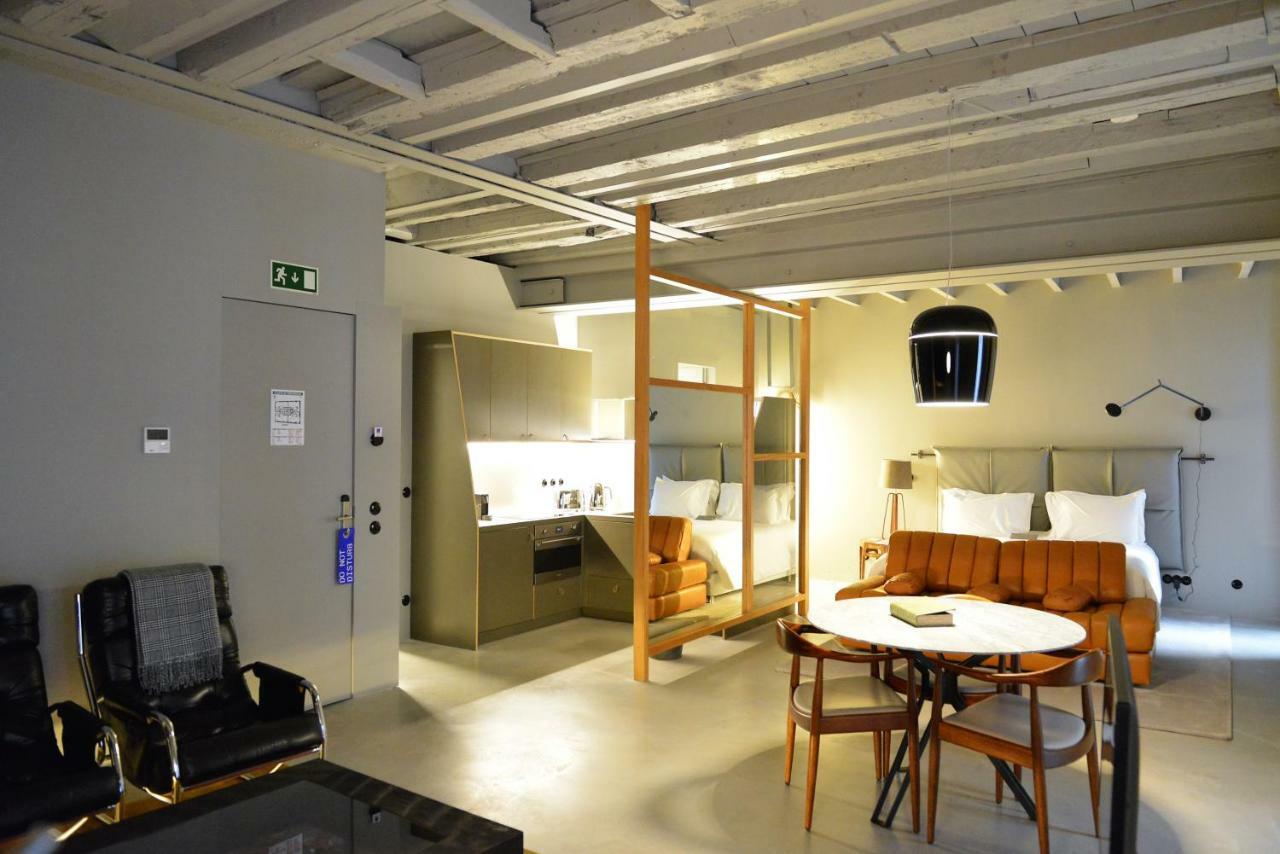 Raw Culture Art & Lofts Bairro Alto 5* Lissabon